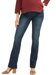 Women's Straight Fit Jeans product thumbnail 2