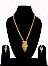 Women's Gold Pendant Set product thumbnail 2
