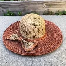 Women's Straw Hat product thumbnail 2