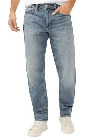 Men's Tapered Jeans product thumbnail 2