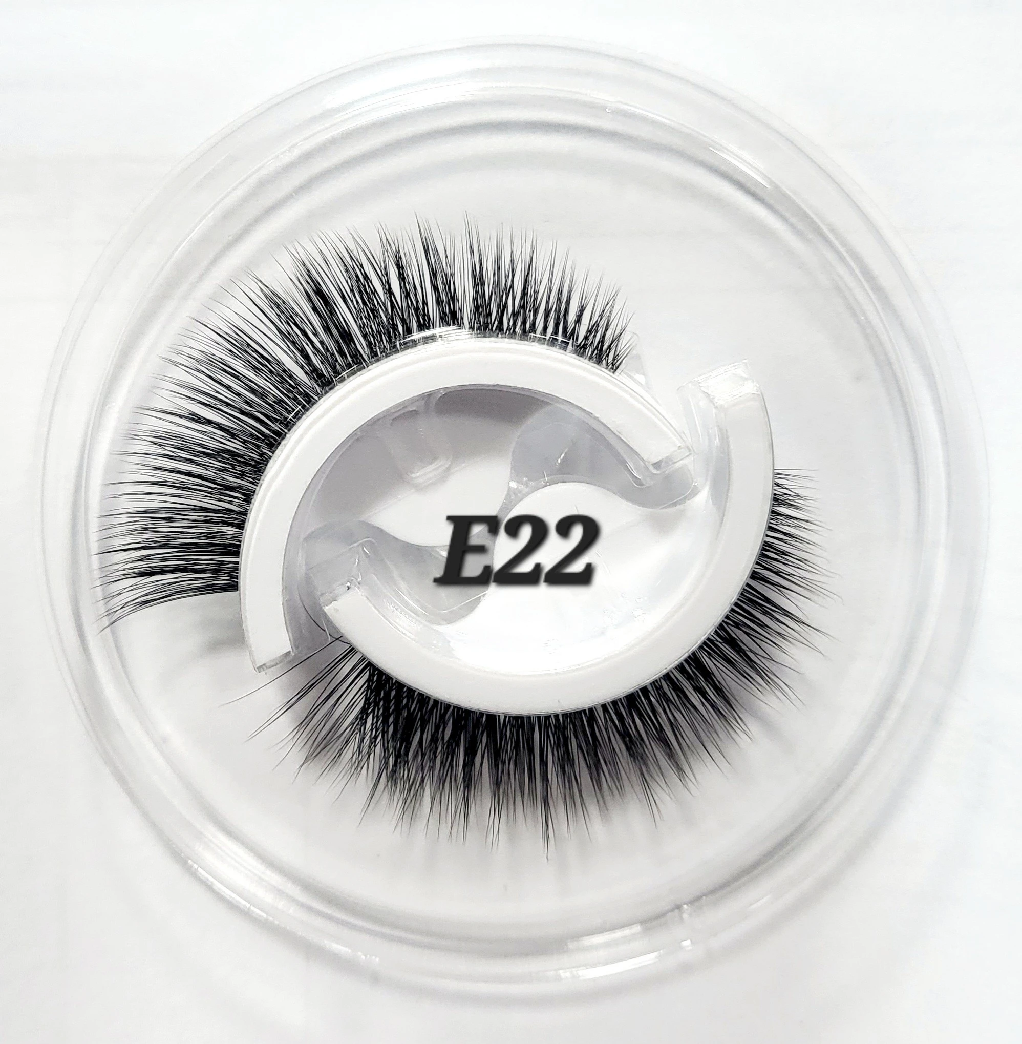 A pair of self-adhesive eyelashes,free glue product thumbnail 3