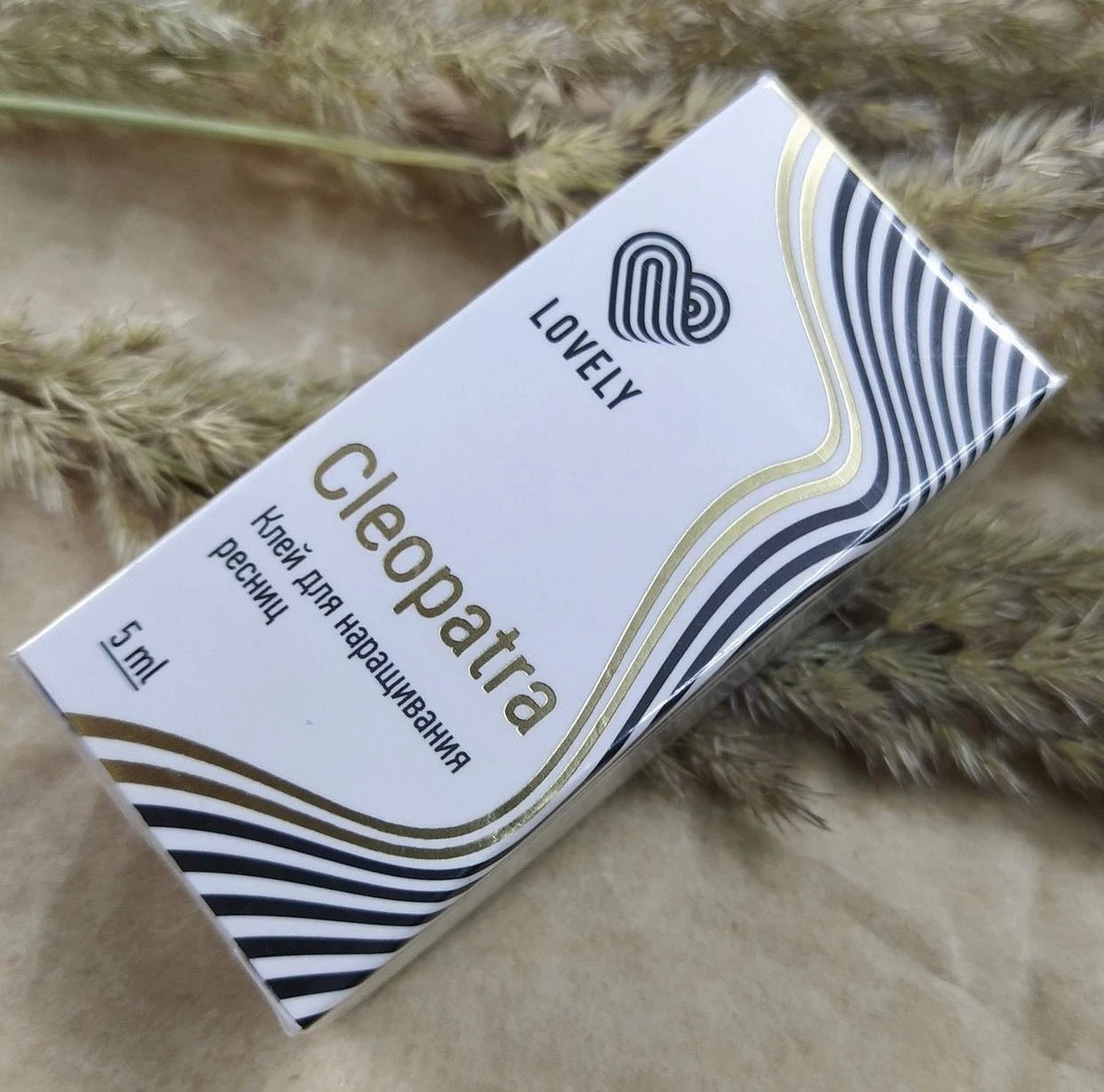 LOVELY Cleopatra Eyelash Glue product thumbnail 19