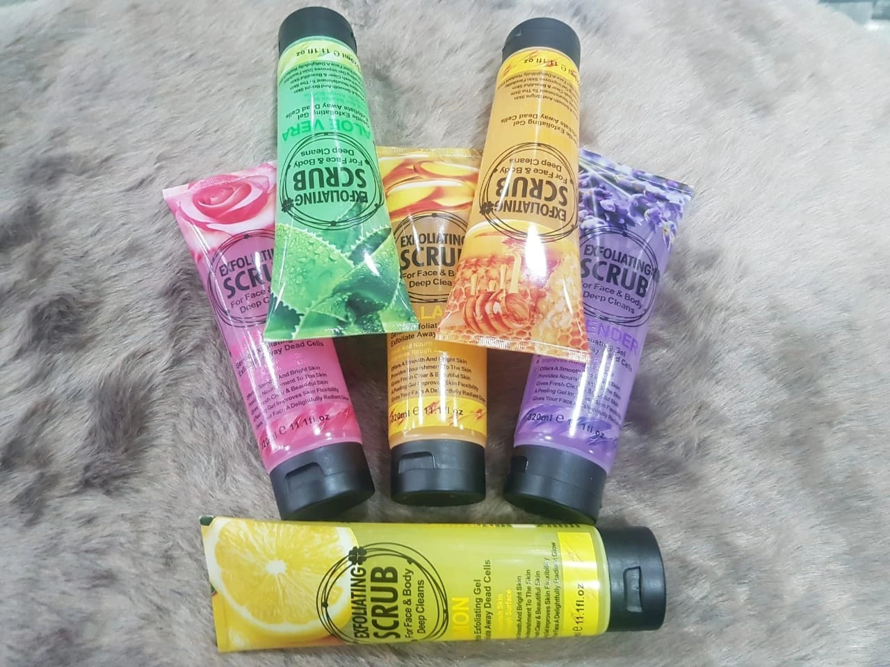 Exfoliating Scrub Gel product thumbnail 9