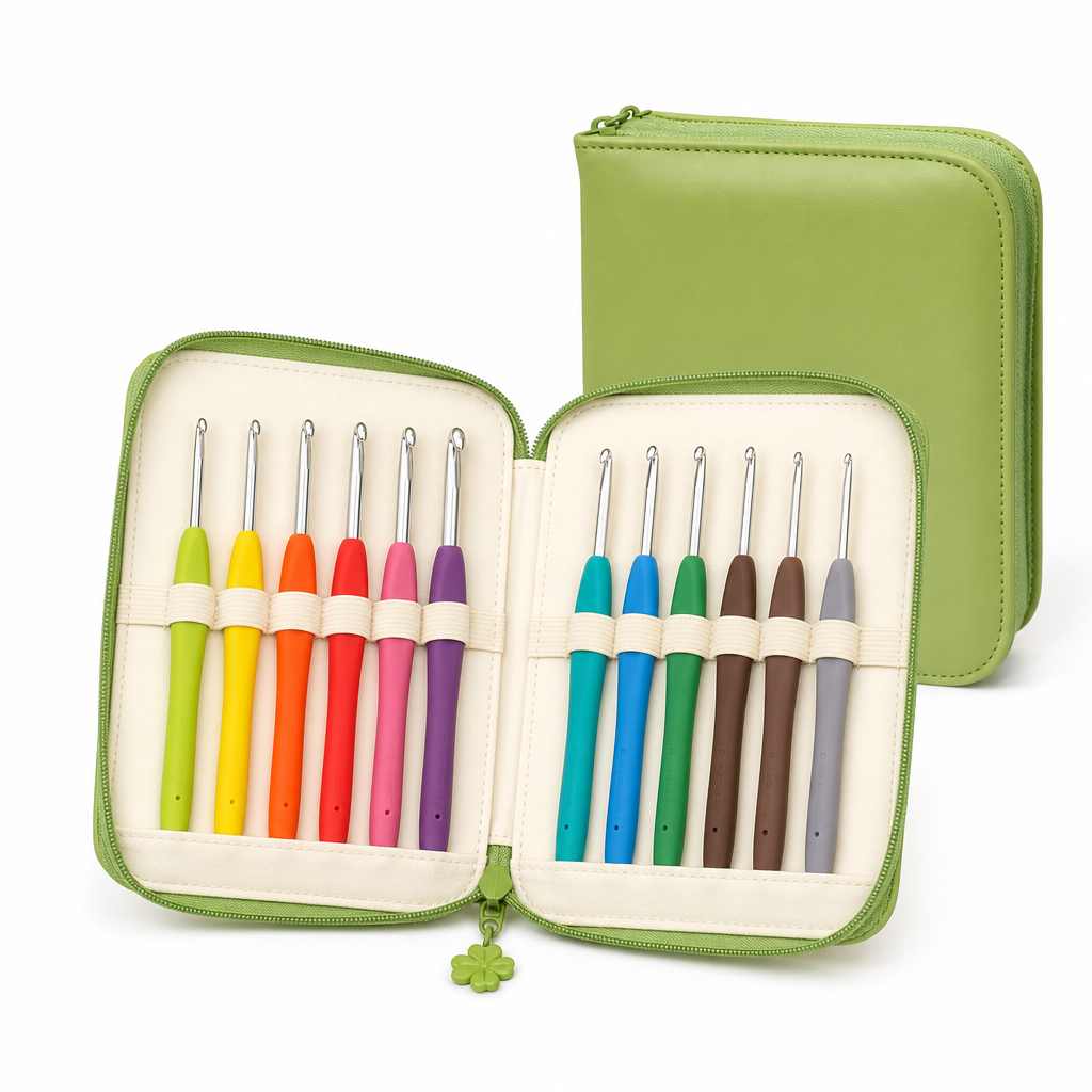 Clover Amour Crochet Hook Set