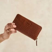 Women's Leather Zip Purse